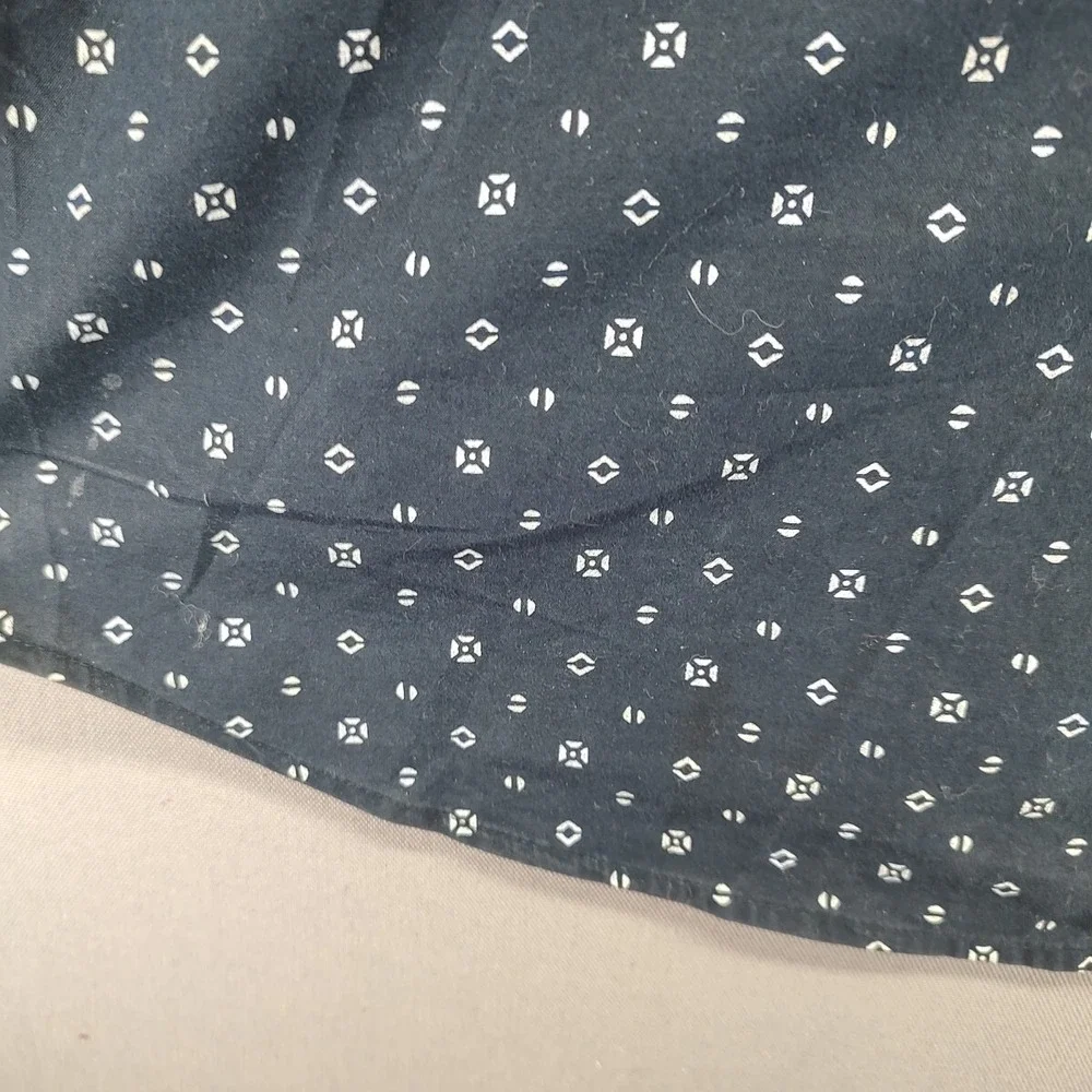 Banana Republic Men's Blue Dress Shirt Size Large Short‎ Sleeve